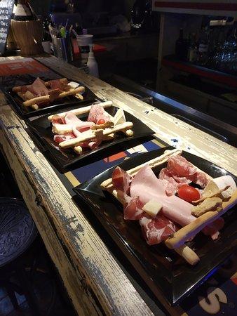 Room 32 Hostaria Pub